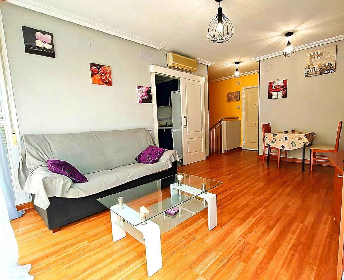 Stunning Two Level Apartment In Benidorm Villa Marina Exterior photo